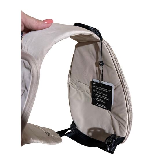 PUMA EVERCAT Myriad Women's Slingback Bag, Light Beige NWT SOLD OUT - Picture 3 of 7